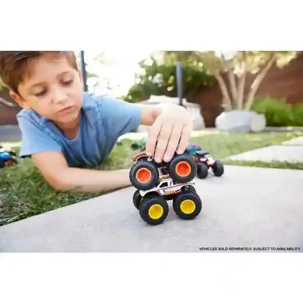 FYJ44 Masina Hot Wheels Invader Monster Truck 6
