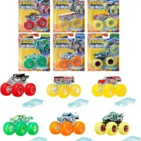 HYJ19 Hot Wheels Monster Trucks Power Smashers 2
