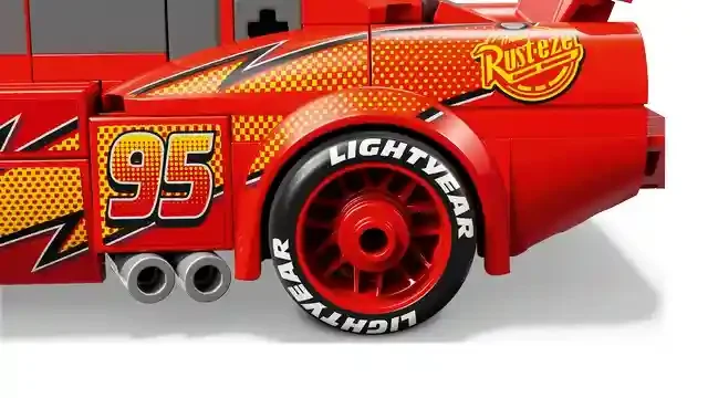 Lego 77255 LIGHTNING MCQUEEN 3