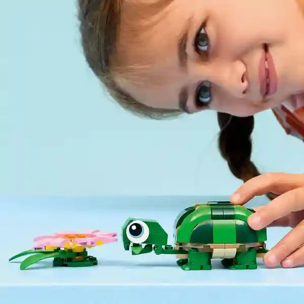 Lego 31377 TURTLE WITH A WATER LILY FLOWER 3