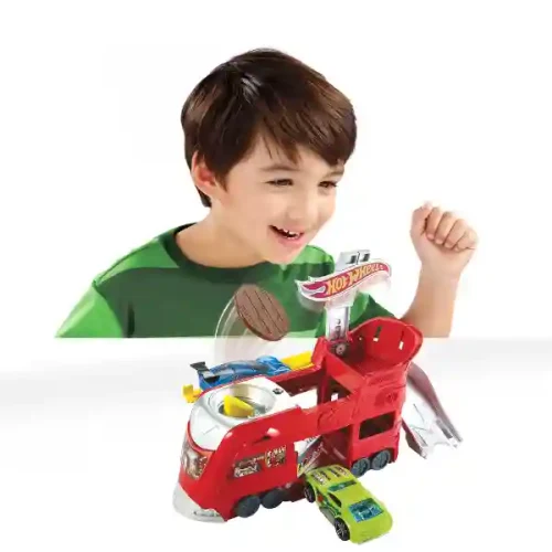 FJN34 Hot Wheels Set de joaca City (as).