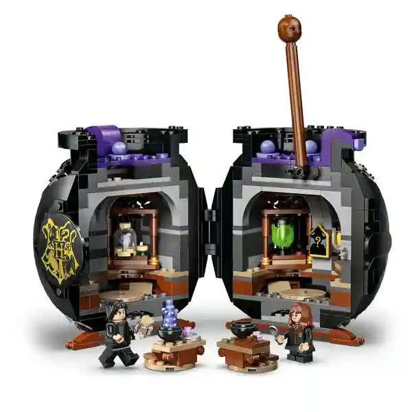 Lego 76464 Cauldron: Secrert Potions Classroom 5
